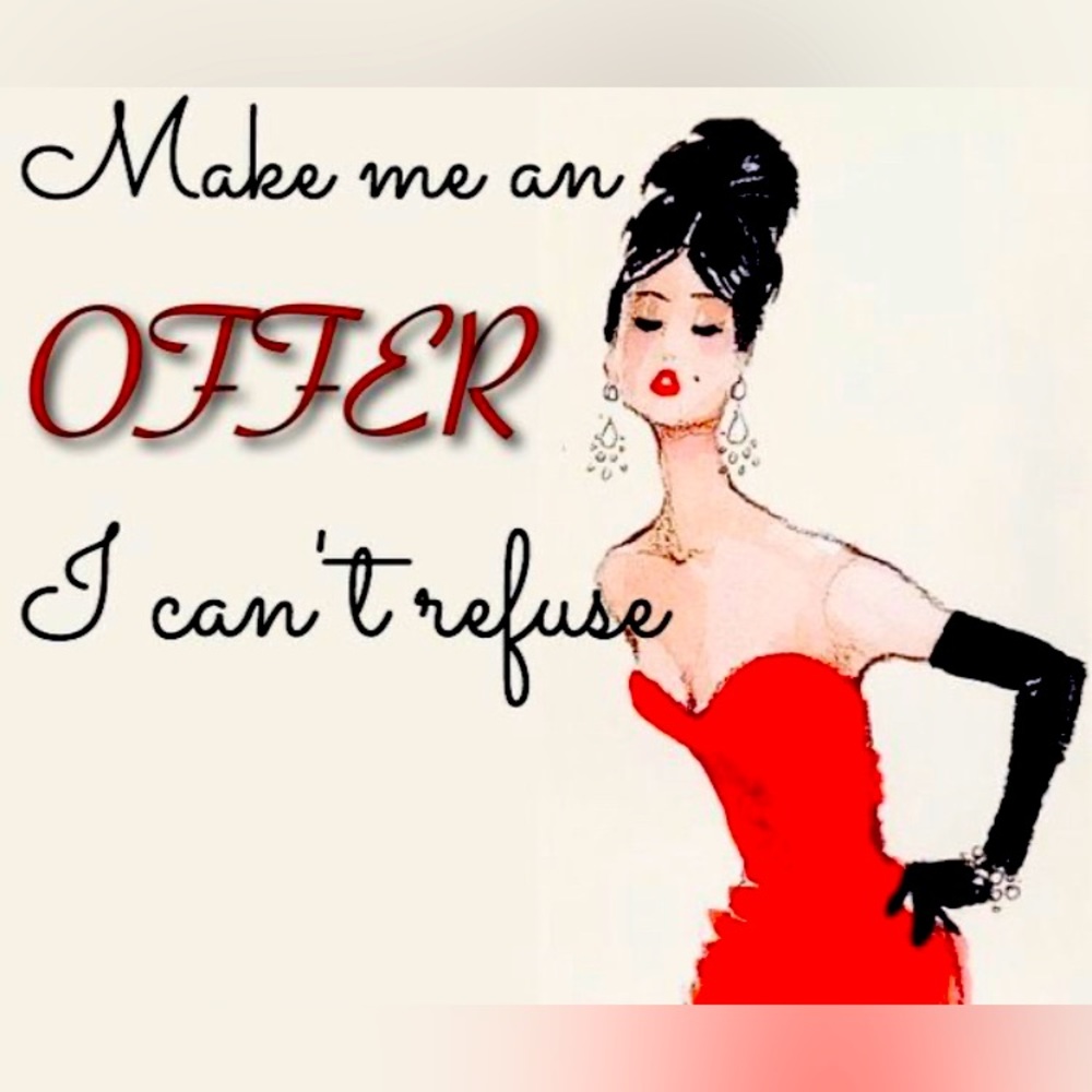 Make me an offer!!! Bundle to your hearts content♥️